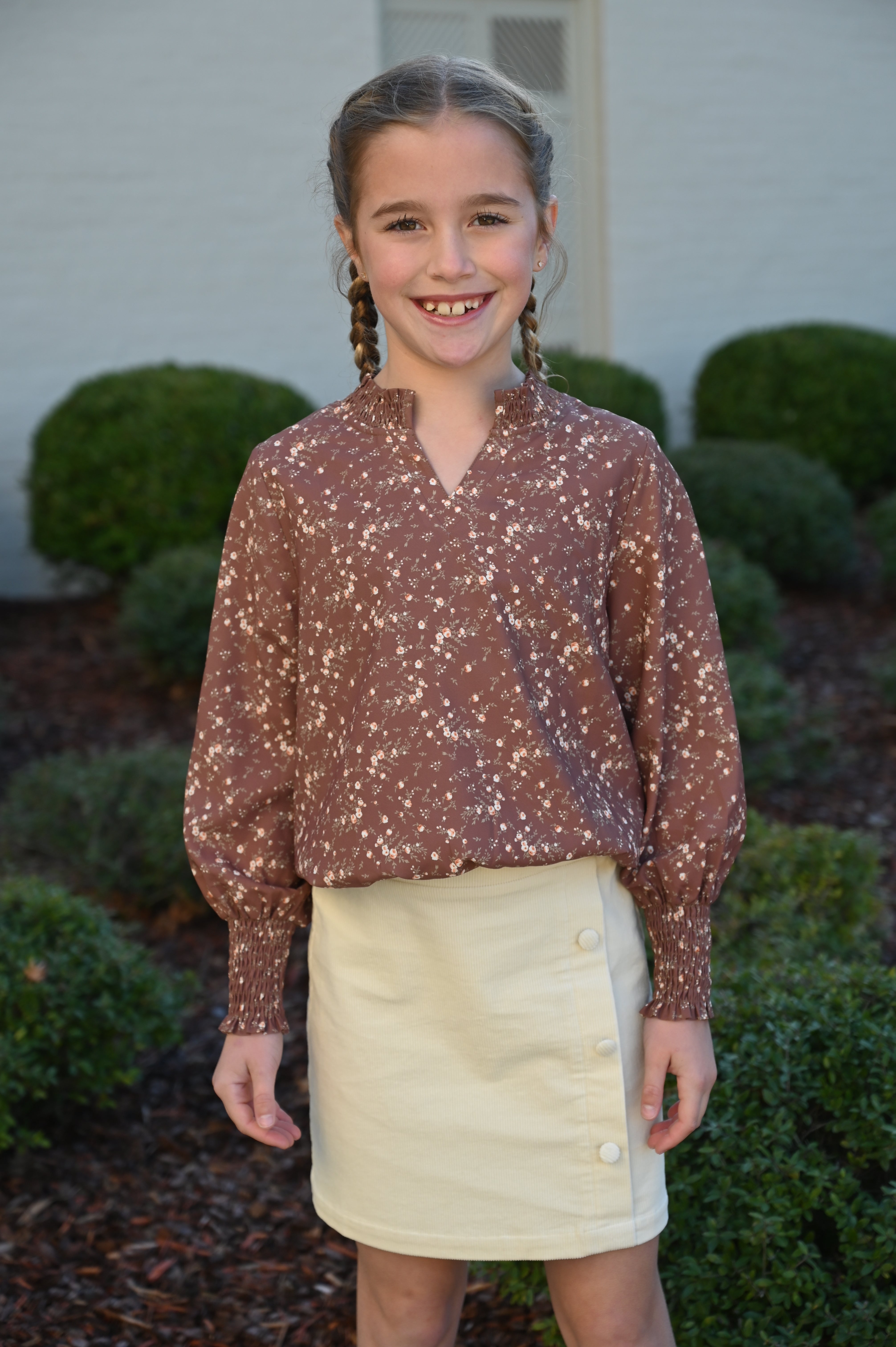 Elizabeth Top Brown Sugar Blooms